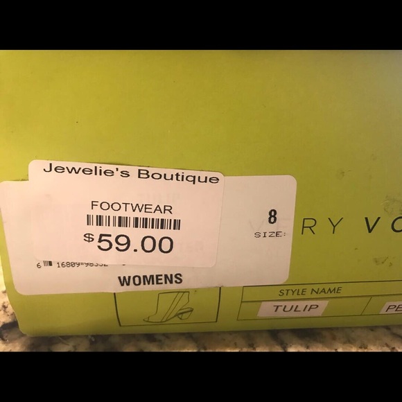 Shoes - Picture 5 of 5